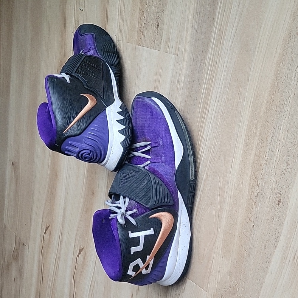 Men's shoes